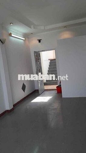 Cho NỮ thuê phòng 30m2 đường Văn Cao, quận Tân Phú