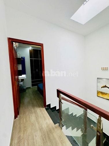 Nhà 3,5 x 10,5 đúc 1 trệt 1 lầu hẻm 3,5m nguyễn văn khối p8 gò vấp 