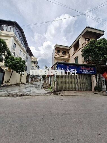 Bán nhà ngô quyền hà đông kinh doanh phân lô đường 3 ô tô tránh
