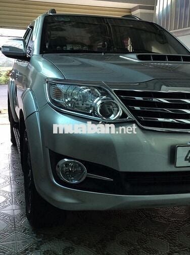 XE FORTUNER GIA ĐÌNH CỰC MỚI GIÁ RẺ