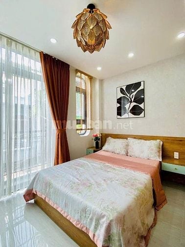 Nhà 4PN trung tâm Tân Bình, hẻm Hoàng Văn Thụ, 79m², giá tốt 4.2 tỷ