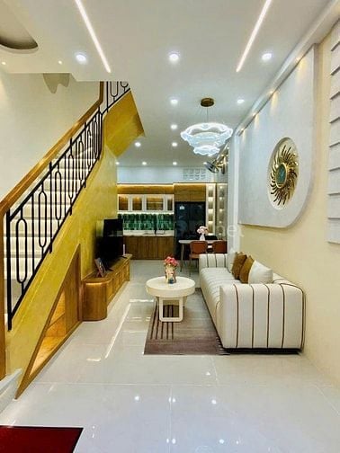 Nhà 4PN trung tâm Tân Bình, hẻm Hoàng Văn Thụ, 79m², giá tốt 4.2 tỷ