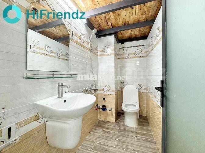 Cho Thuê Phòng Gác 30m2 Thang Máy Ngay ĐH Bách Khoa CV Lê Thị Riêng Q1