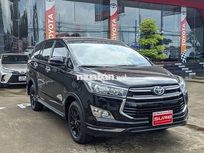 Bán Innova Venturer 2019 còn quá đẹp nguyên Zin