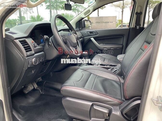 Ford Ranger XLS 2.2L 4x2 AT 2021 - 555 Triệu