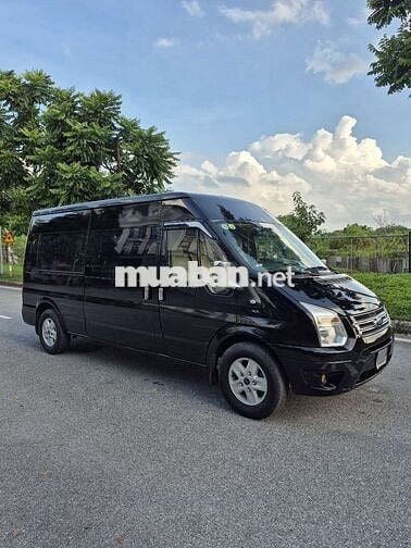 Ford 2017 Luxury - 180000 km