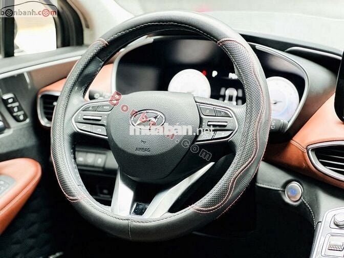 Hyundai SantaFe Cao cấp 2.5L HTRAC 2024