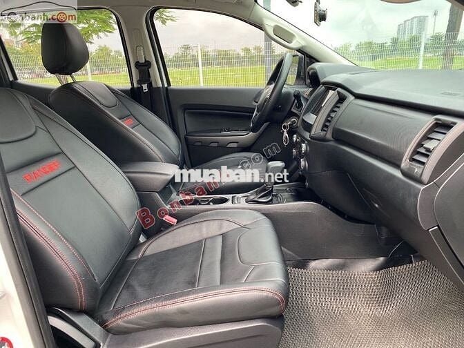 Ford Ranger XLS 2.2L 4x2 AT 2021 - 555 Triệu