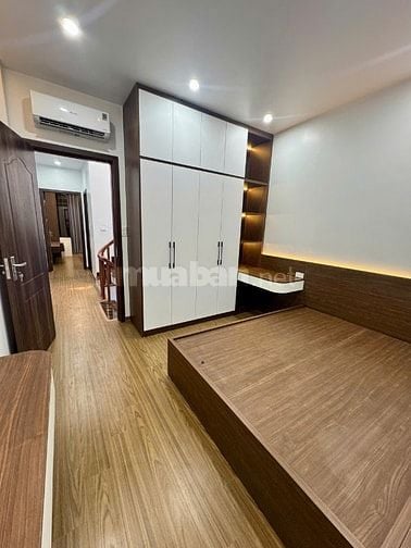 Nhà 2 mặt thoáng dân+sân riêng 4m2*4 tầng-12.2 tỷ* Phố Nhân Hoà
