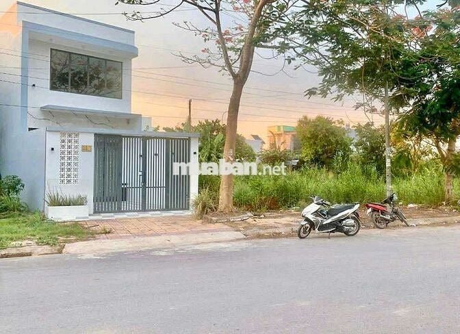 Giá sốc trong khu vực 755tr SHR MT đ Tân Liêm , Phong Phú , Bình Chánh