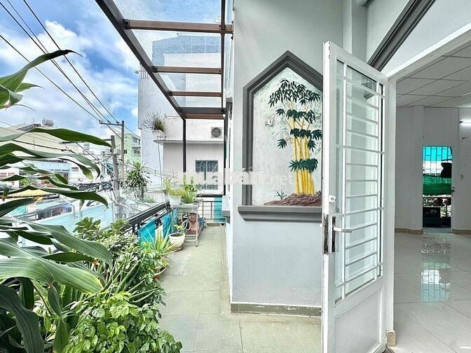 Cho thuê phòng rộng 50m2, ban công xung quanh, phường 1 Gò Vấp
