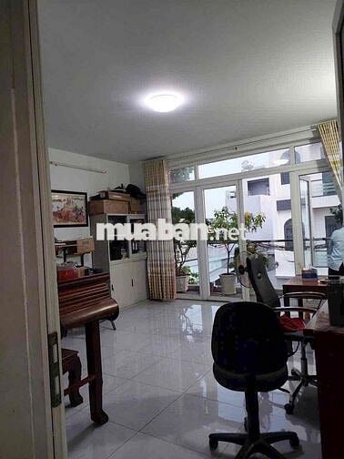 Nhà Full Nội Thất Mã Lò.DT:5 X 17 tret 2Lâu ST.5PN 5WC