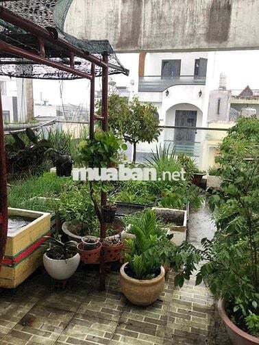 Nhà Full Nội Thất Mã Lò.DT:5 X 17 tret 2Lâu ST.5PN 5WC