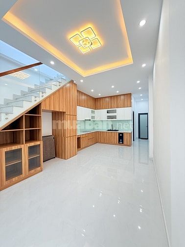 Nhà 2 Tầng Mới Tinh - Mặt Tiền Đ. Đông Hưng Thuận - Quận 12 - 95M2 