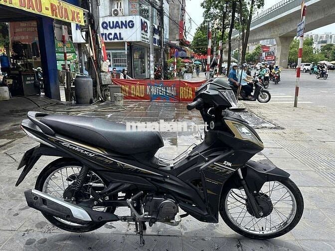 Chính chủ cần bán xe SYM galaxy, đen vàng đk 2022