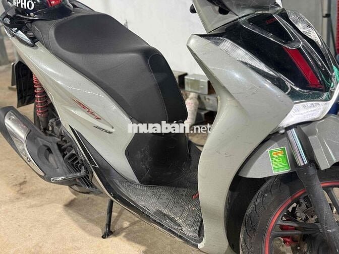 Bán xe Sh160i năm 2023 màu xám xi măng