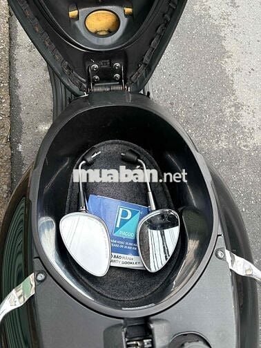 VESPA SPRINT 125 ABS ĐEN BÓNG NHANH LẸ