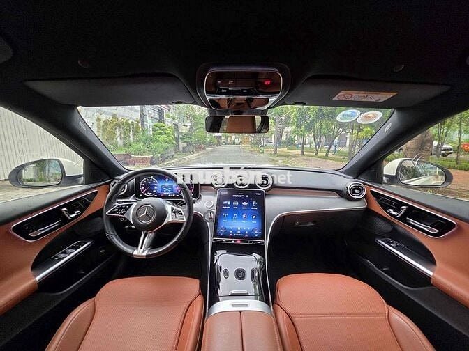 Mercedes C200 Avantgarde 2022 xuất hoá đơn >1 tỷ