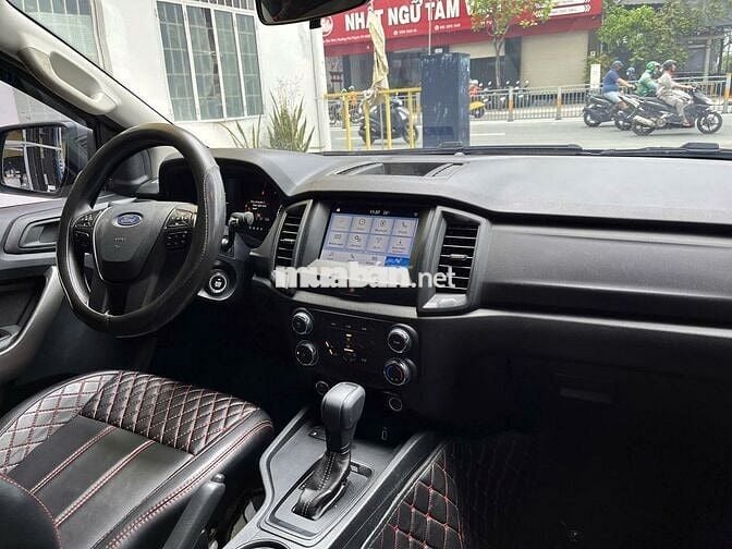 FORD RANGER XLS 4X2 AT 2022 XE CTY THANH LÝ LƯỚT
