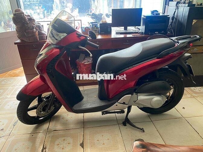 cần bán xe sh ý 150cc chính chủ , bs sài gòn