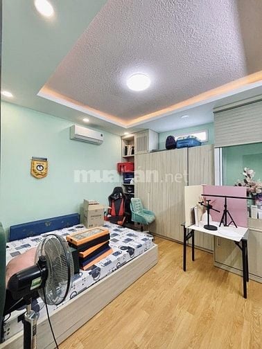 KHU VIP Nguyễn Văn Đậu!!! 4 Lầu CAO CẤP hẻm xe hơi 6m 