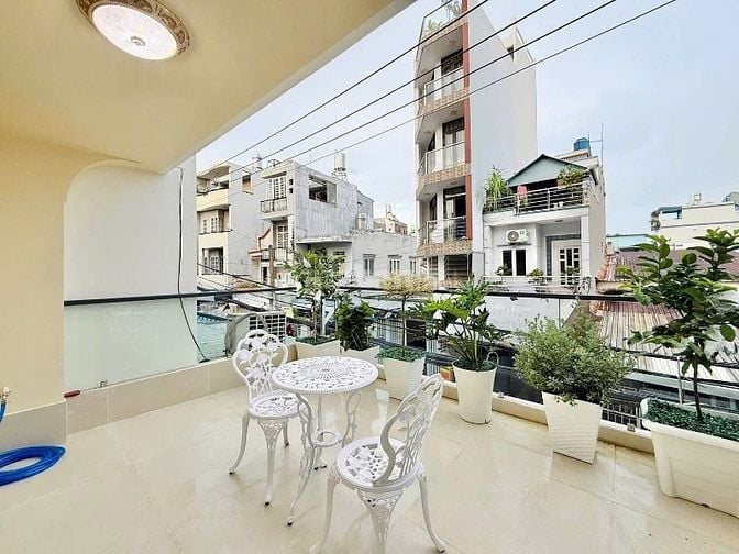 LÊN SÓNG CHÂN DÀI THANG MÁY NGAY BẾN VÂN ĐỒN giá chỉ nhỉnh 7 tỏi