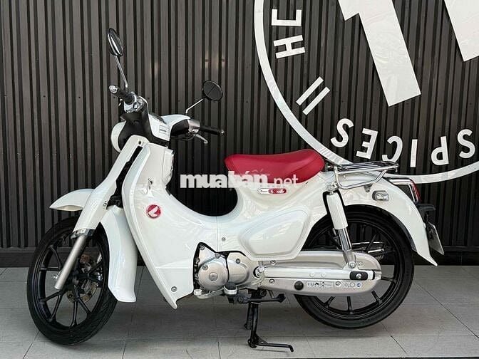 Honda Super Cub 125 Cup Custum Trắng Phiên bảnbs43