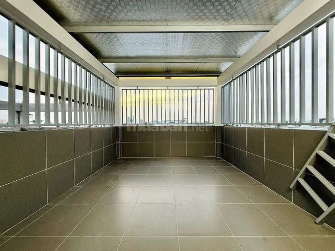 LÊN SÓNG CHÂN DÀI THANG MÁY NGAY BẾN VÂN ĐỒN giá chỉ nhỉnh 7 tỏi