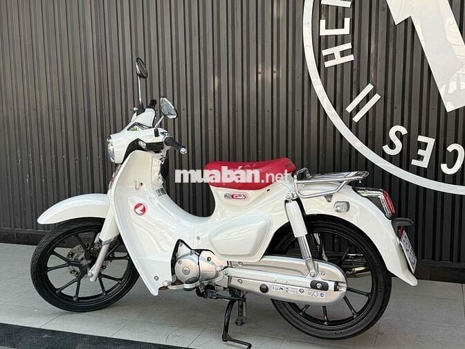Honda Super Cub 125 Cup Custum Trắng Phiên bảnbs43