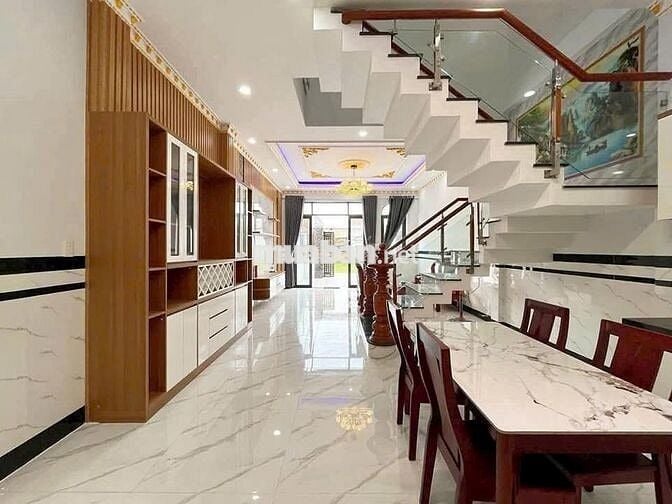 Chủ định cư: nhà 1t 1l 68m2/678tr. TDM, BD. Gần THCS Định Hoà,