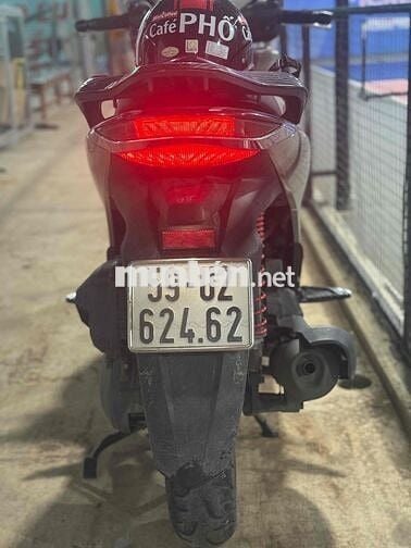 Bán xe Sh160i năm 2023 màu xám xi măng