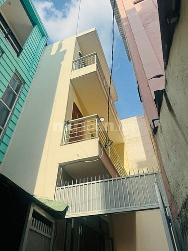  Nhà 4,5 x 14,5 đúc 1 trệt 2 lầu đường số 59 phạm văn chiêu phường 14 