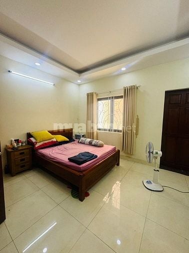  Nhà 4,5 x 14,5 đúc 1 trệt 2 lầu đường số 59 phạm văn chiêu phường 14 