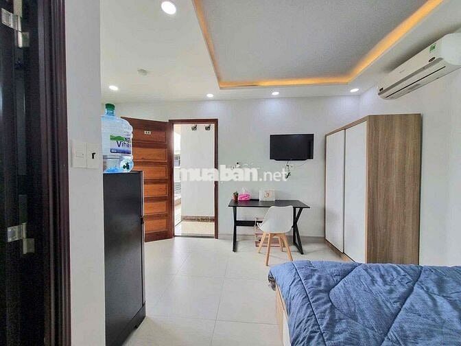QUẬN 10- CỬA SỔ LỚN BAN CÔNG FULL NT- VẠN HẠNH MALL
