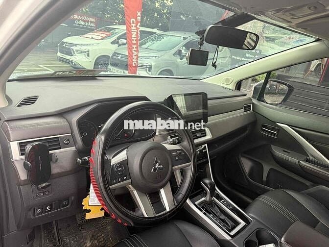 Mitsubishi Xpander 2023 AT Premium - 55000 km