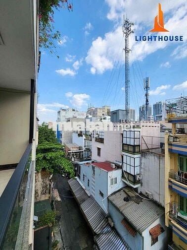 QUẬN 10- CỬA SỔ LỚN BAN CÔNG FULL NT- VẠN HẠNH MALL
