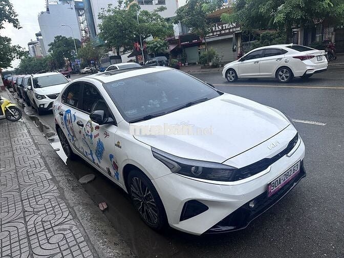 Cần bán xe KIA K3