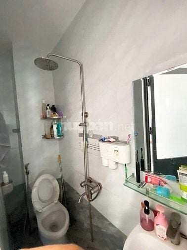 Nhà 2 mặt tiền trước sau, 77 Tân Quy, DT ~ 30m2