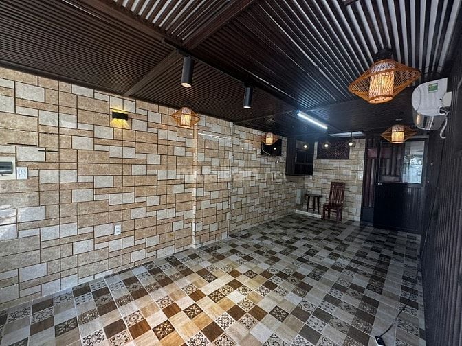 MẶT BẰNG NHỎ GỌN CHO THUÊ – CHỈ VÀI BƯỚC RA BIỂN MỸ KHÊ