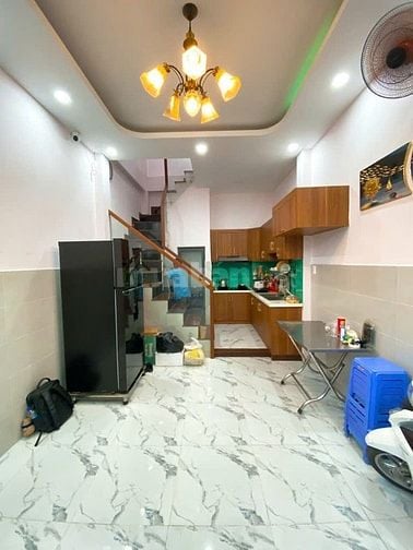 Nhà 2 mặt tiền trước sau, 77 Tân Quy, DT ~ 30m2
