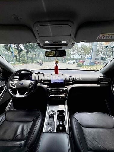 Ford Explorer 2022 Limited 4WD - 92 km