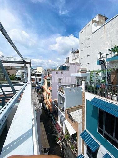 Nhà 2 mặt tiền trước sau, 77 Tân Quy, DT ~ 30m2