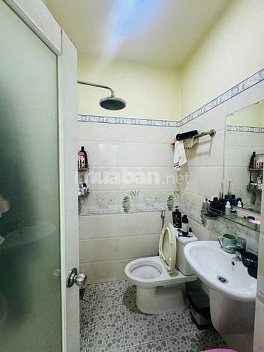  Nhà 4,5 x 14,5 đúc 1 trệt 2 lầu đường số 59 phạm văn chiêu phường 14 