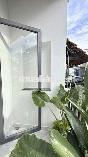 NHÀ ĐẸP 2 TẦNG, HẺM XE HƠI THÔNG 6M, DT (4,5X11)M2, 4,99 TỶ CÒN TL