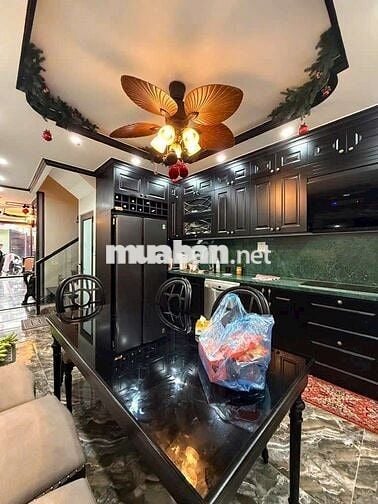 SIÊU PHẨM PHÚC ĐỒNG - Ô TÔ TRÁNH FULL NỘI THẤT XỊN SÒ