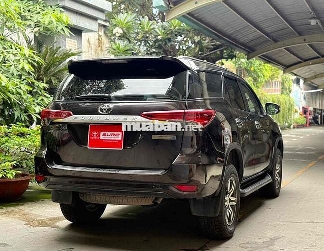 Toyota Fortuner 2017 2.4G 4x2 MT - 68000 km