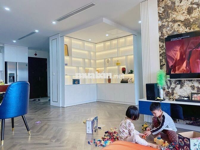 Căn hộ 155m2, 3PN, 3VSm đầy đủ nội thất, tòa HPC Hà Đông