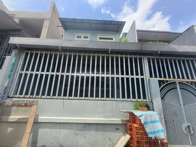 Bán nhà Nam Lân, Bà Điểm 134m2 chỉ 4,6 tỷ