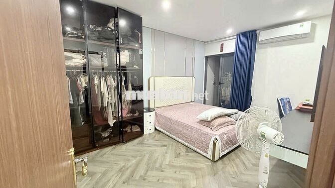 Căn hộ 155m2, 3PN, 3VSm đầy đủ nội thất, tòa HPC Hà Đông