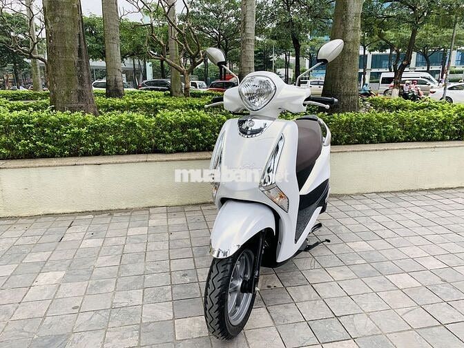 YAMAHA LATTE 125 Phanh ABS Trắng Khóa SmartKey2024